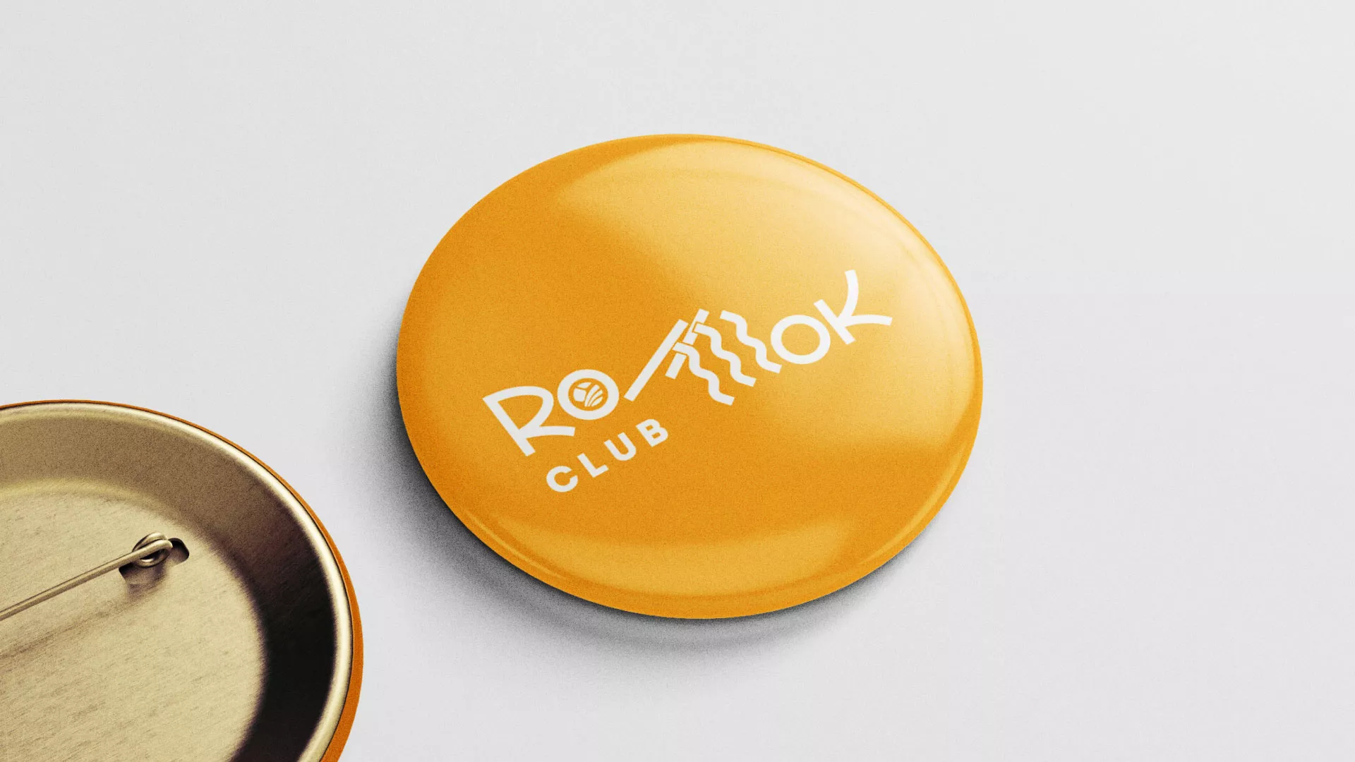 Создание логотипа в Охе для суши-бара «Roll Wok Club»